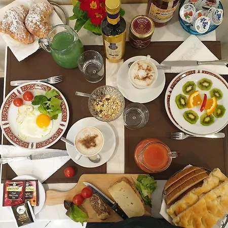 Гостевой дом Sabini Rentals - 4*