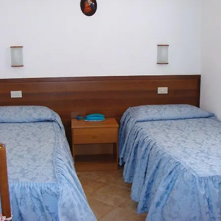 Гостевой дом Sabini Rentals - 4*