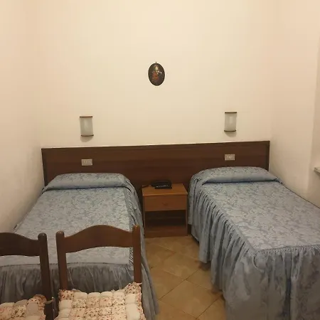Guest house Sabini - *